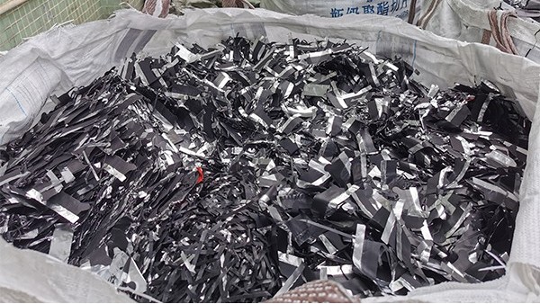 抖音TIKTOK色板免费网站IOS回收行業的前景與未來：新能源汽車快速發展帶來的飛躍